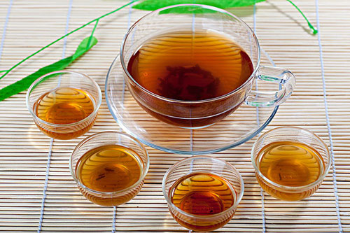 冬季咽干喉痛 试试五种药茶