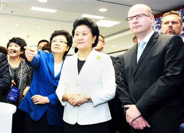 中国愿与中东欧国家分享传统医药经验